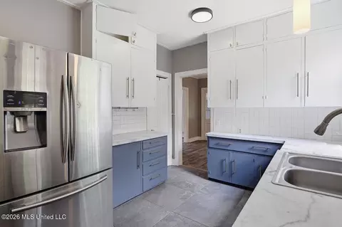 Kitchen - 621 Eagle Ave, Jackson, MS 39206 photo 4 of 4