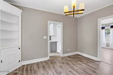 Dining - 621 Eagle Ave, Jackson, MS 39206 photo 1 of 1