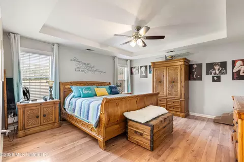 Bedroom - 2390 Hamilton Cv, Hernando, MS 38632 photo 1 of 6