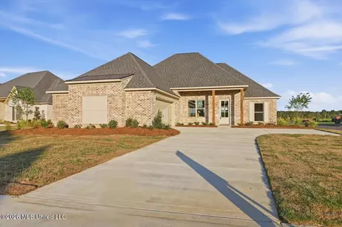 Exterior - 141 Palace Xing, Flowood, MS 39232 photo 2 of 10