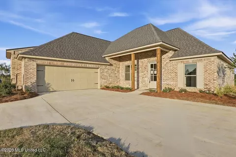 Exterior - 141 Palace Xing, Flowood, MS 39232 photo 5 of 10