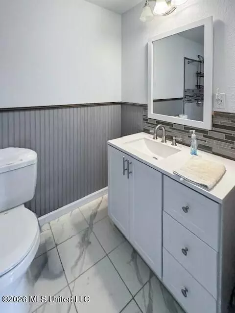 Bath - 152 Bexley Rd, Lucedale, MS 39452 photo 2 of 2