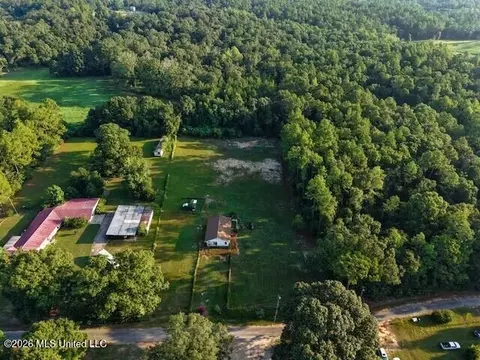 View/Area - 152 Bexley Rd, Lucedale, MS 39452 photo 2 of 3