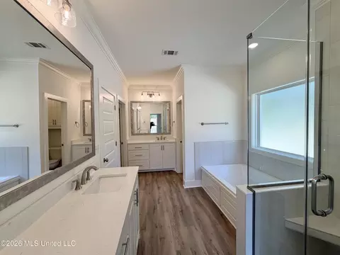 Bath - 928 Mullican Rd, Florence, MS 39073 photo 3 of 5