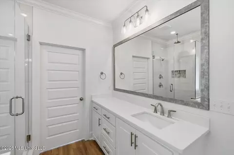 Bath - 928 Mullican Rd, Florence, MS 39073 photo 3 of 5