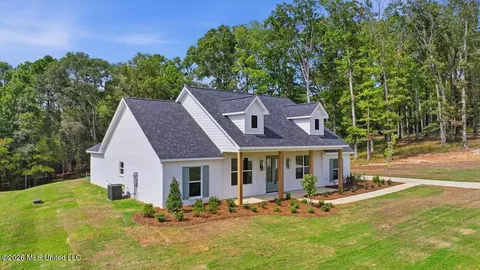 Exterior - 928 Mullican Rd, Florence, MS 39073 photo 12 of 13