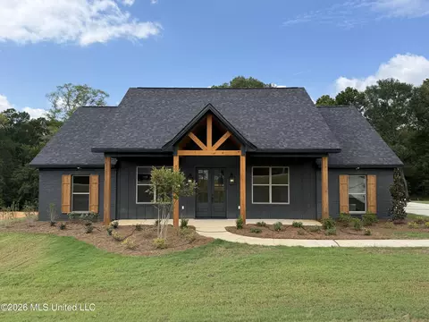 Exterior - 934 Mullican Rd, Florence, MS 39073 photo 2 of 6