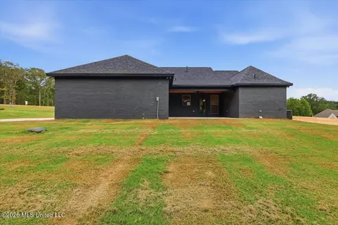 Exterior - 934 Mullican Rd, Florence, MS 39073 photo 8 of 13