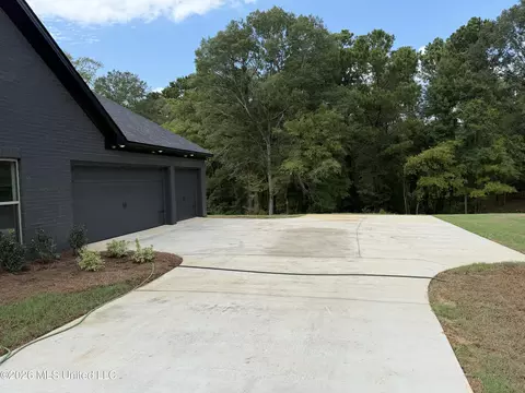 Exterior - 934 Mullican Rd, Florence, MS 39073 photo 3 of 6