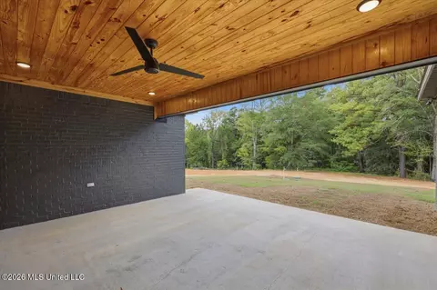 Exterior - 934 Mullican Rd, Florence, MS 39073 photo 10 of 13