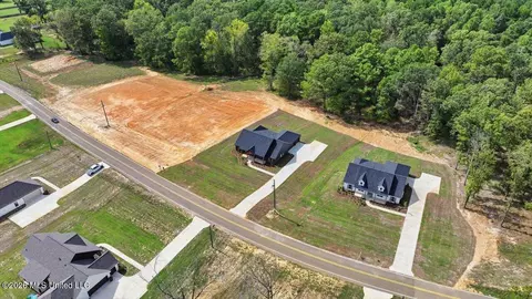 View/Area - 934 Mullican Rd, Florence, MS 39073 photo 3 of 18