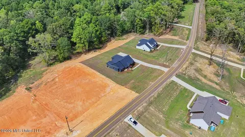View/Area - 934 Mullican Rd, Florence, MS 39073 photo 5 of 18