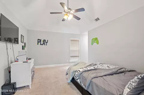 Bedroom - 3903 Misty Oaks Ln, Nesbit, MS 38651 photo 7 of 9