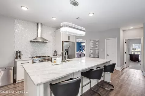 Kitchen - 3903 Misty Oaks Ln, Nesbit, MS 38651 photo 1 of 2