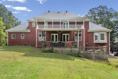 Exterior - 3903 Misty Oaks Ln, Nesbit, MS 38651 photo 7 of 8