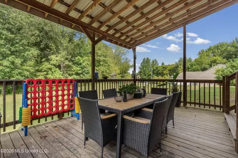Exterior - 3903 Misty Oaks Ln, Nesbit, MS 38651 photo 5 of 8