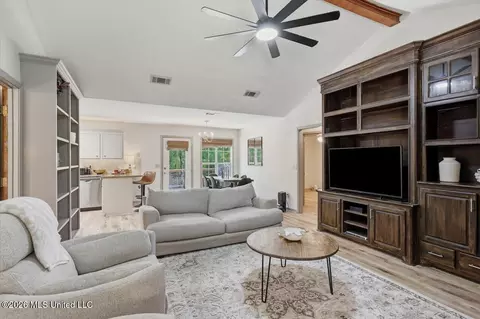Entry Way - 185 Vine Dr, Brandon, MS 39047 photo 1 of 1