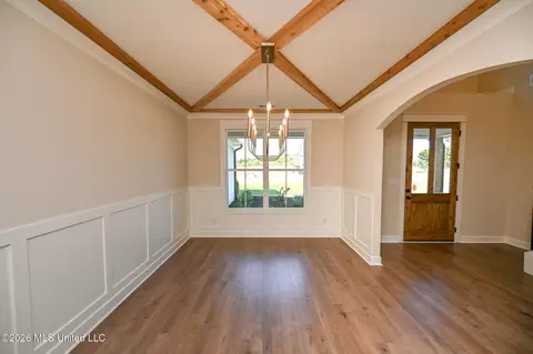 Dining - 124 Oakworth Dr, Hernando, MS 38632 photo 1 of 1