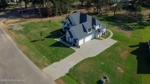 Other - 124 Oakworth Dr, Hernando, MS 38632 photo 5 of 10