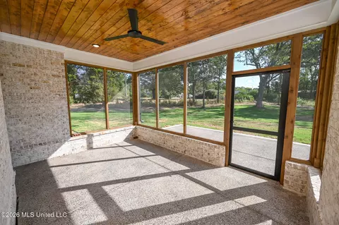 Exterior - 124 Oakworth Dr, Hernando, MS 38632 photo 8 of 8