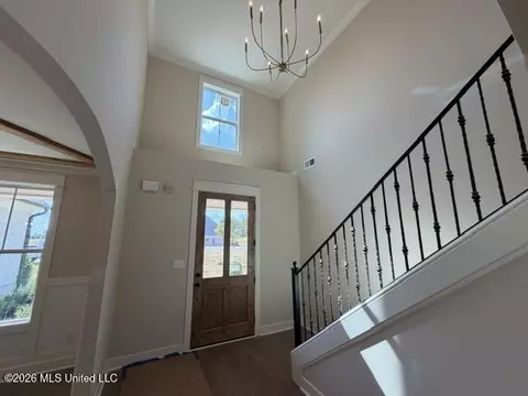 Entry Way - 124 Oakworth Dr, Hernando, MS 38632 photo 1 of 3