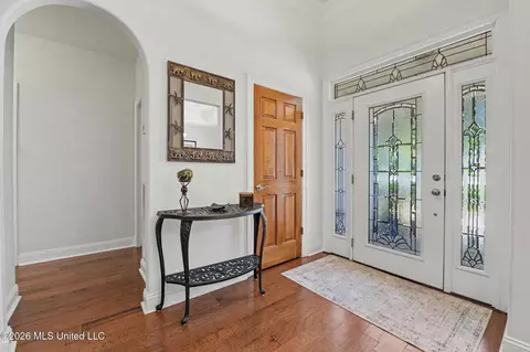 Entry Way - 5562 E Diamondhead Dr, Diamondhead, MS 39525 photo 1 of 1