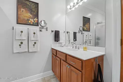Bath - 5562 E Diamondhead Dr, Diamondhead, MS 39525 photo 2 of 4