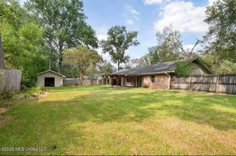 Exterior - 147 Oak Park Dr, Forest, MS 39074 photo 2 of 4