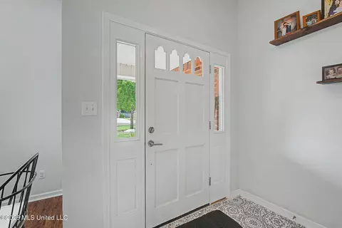 Entry Way - 74 Lyla Cv, Hernando, MS 38632 photo 1 of 3