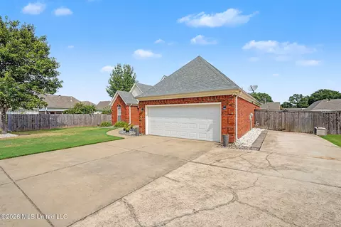 Exterior - 74 Lyla Cv, Hernando, MS 38632 photo 4 of 6