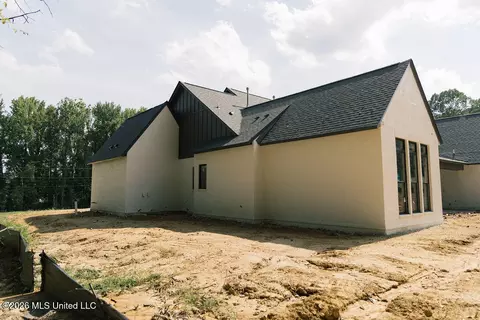 Exterior - 1582 Ella Cv, Hernando, MS 38632 photo 9 of 25