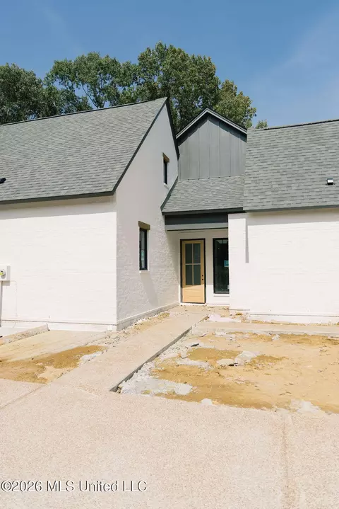 Exterior - 1582 Ella Cv, Hernando, MS 38632 photo 16 of 25