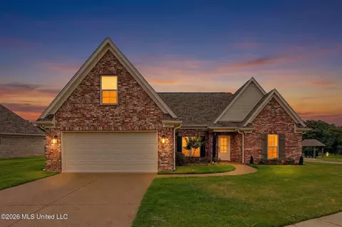 3770 Hawthorn Dr, Southaven, MS 38672