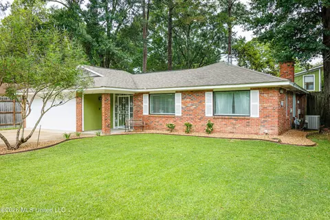 Exterior - 1480 Westbrook Rd, Jackson, MS 39211 photo 2 of 20