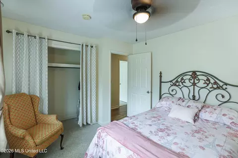 Bedroom - 1480 Westbrook Rd, Jackson, MS 39211 photo 5 of 6