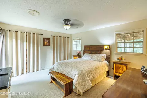 Bedroom - 1480 Westbrook Rd, Jackson, MS 39211 photo 4 of 6