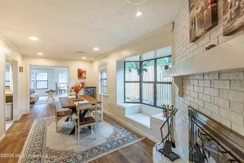 Dining - 1480 Westbrook Rd, Jackson, MS 39211 photo 1 of 3