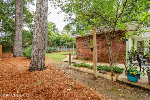 Exterior - 1480 Westbrook Rd, Jackson, MS 39211 photo 7 of 20