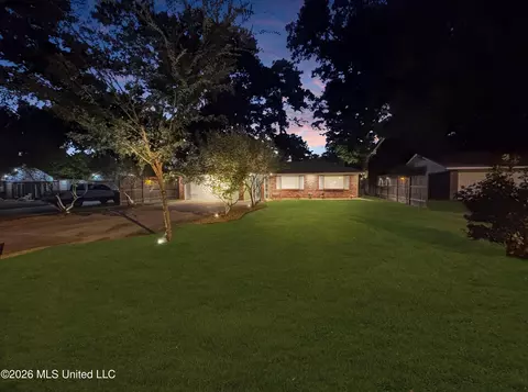 Exterior - 1480 Westbrook Rd, Jackson, MS 39211 photo 10 of 20