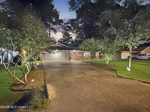 Exterior - 1480 Westbrook Rd, Jackson, MS 39211 photo 9 of 20