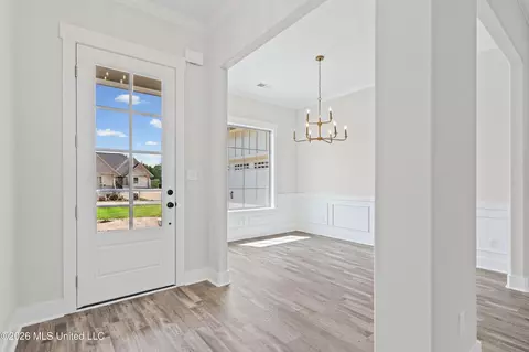 Entry Way - 3634 Kreunen St, Nesbit, MS 38651 photo 1 of 1