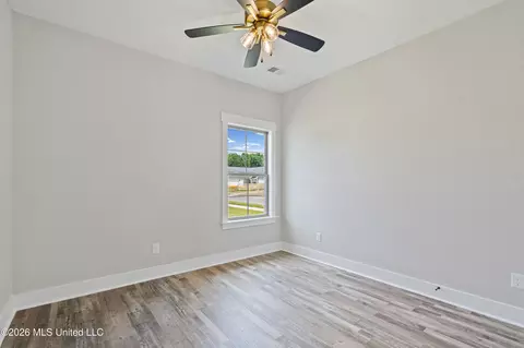 Bedroom - 3634 Kreunen St, Nesbit, MS 38651 photo 3 of 6