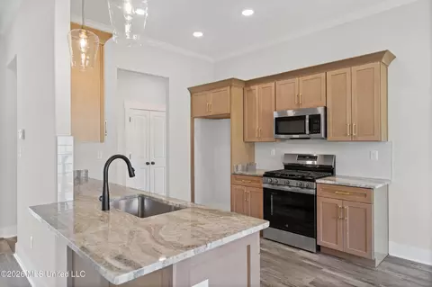 Kitchen - 3634 Kreunen St, Nesbit, MS 38651 photo 3 of 3