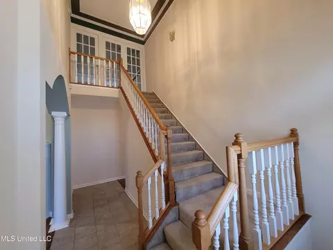 Entry Way - 13165 Coldwater Dr, Olive Branch, MS 38654 photo 4 of 7