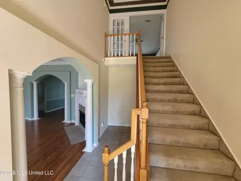 Entry Way - 13165 Coldwater Dr, Olive Branch, MS 38654 photo 1 of 7