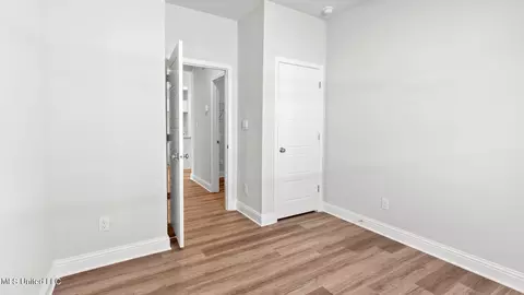 Entry Way - 18441 Spring Hill Dr, Saucier, MS 39574 photo 10 of 10