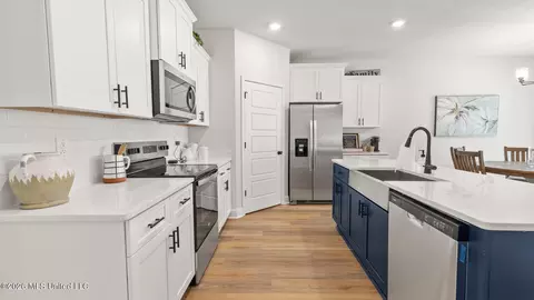 Kitchen - 18447 Spring Hill Dr, Saucier, MS 39574 photo 1 of 1