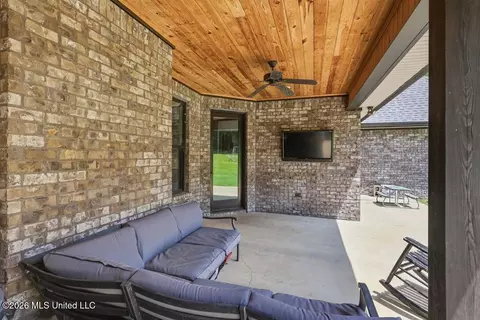 Exterior - 113 Trails End, Flora, MS 39071 photo 3 of 5