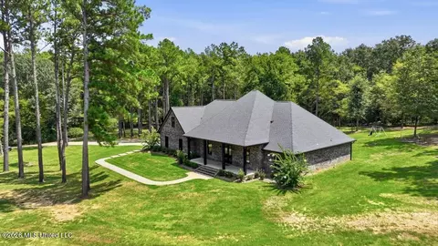 Exterior - 113 Trails End, Flora, MS 39071 photo 4 of 5