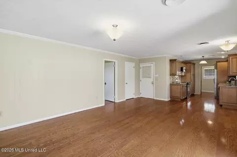 Living - 5270 Telfair Pl, Jackson, MS 39206 photo 3 of 4